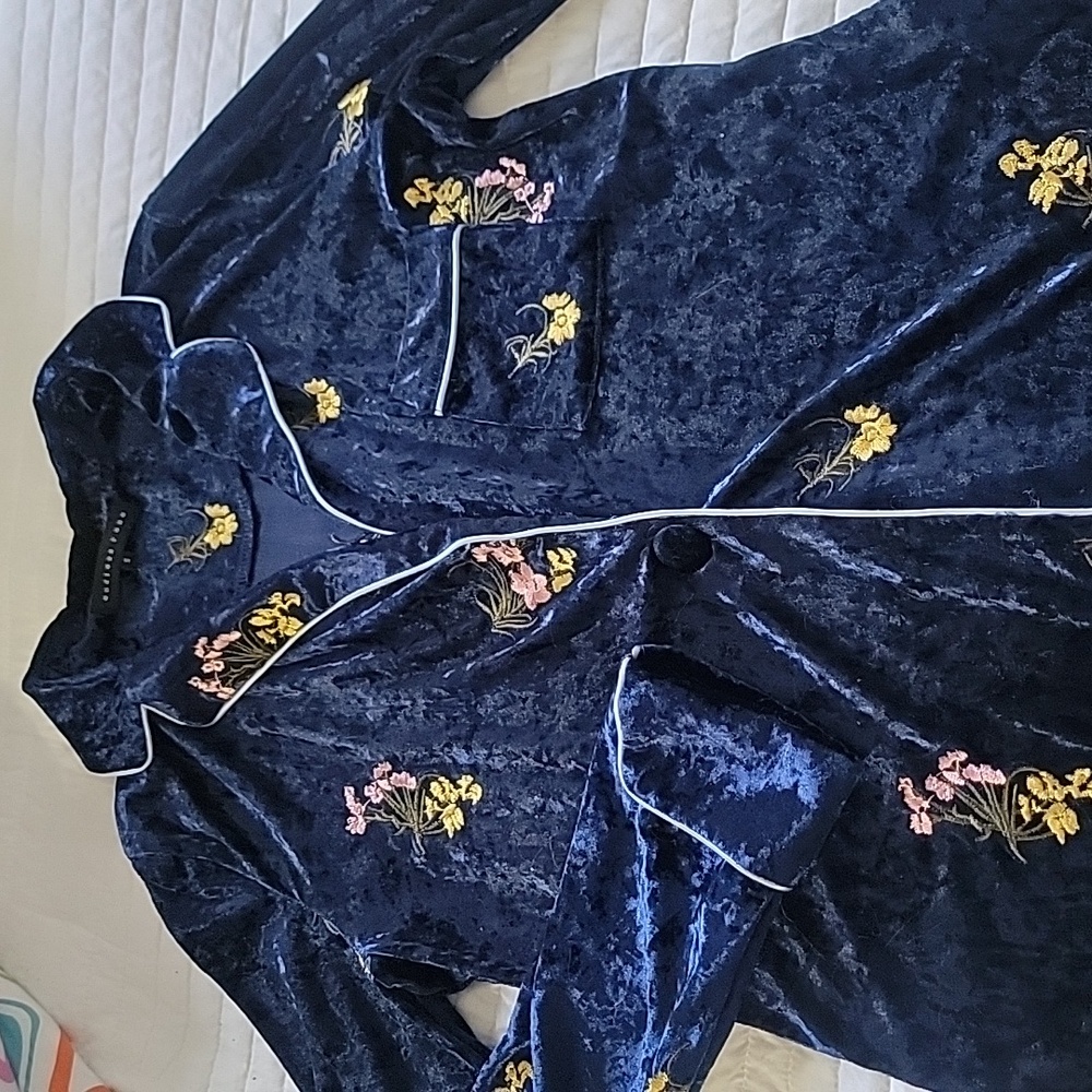 Endless Rose Velvet Blazer Jacket Size small blue floral detail NWOT NEVER WORN